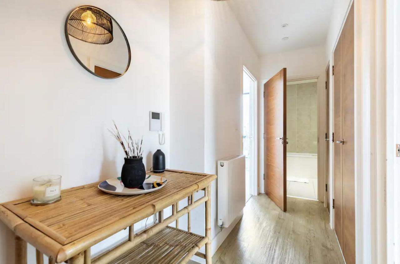 לונדון Modern 1 Bed L City Views L Work Space מראה חיצוני תמונה